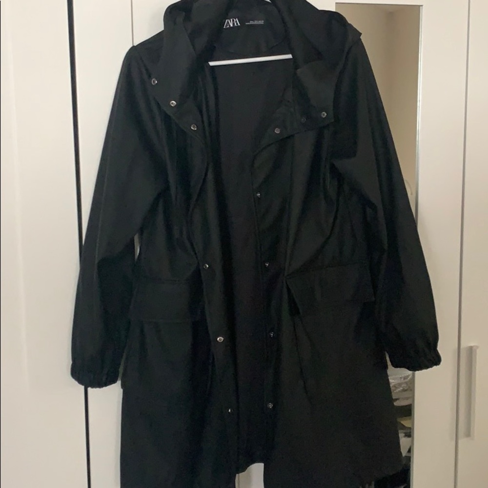Zara overcoat matte black size L but cute oversize